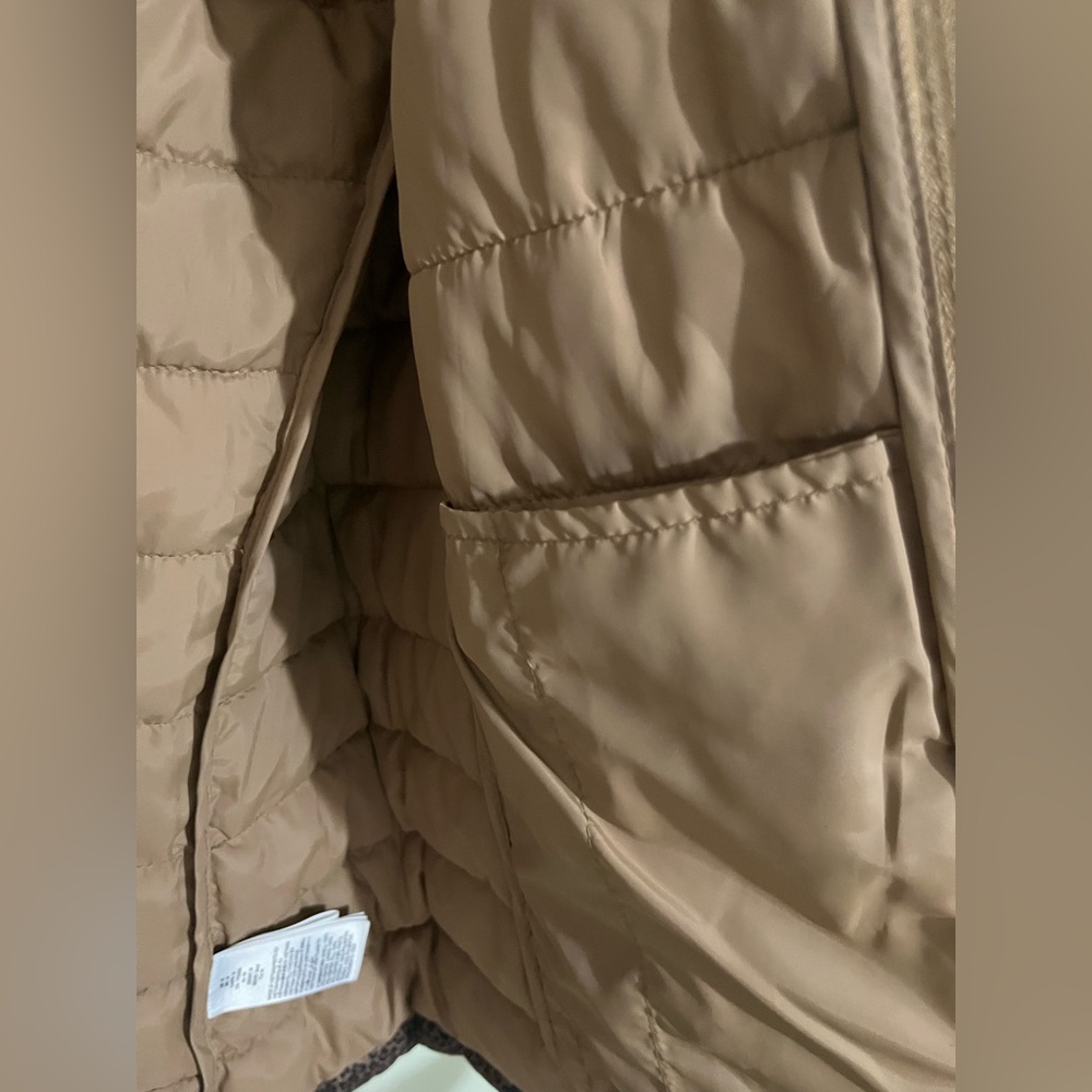 Amazon Essentials Brown Puffer Jacket With Quilte… - image 8
